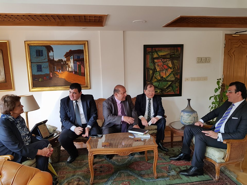 لقاء الأمين العام بالمستشار الثقافى لدولة أوزبكستان