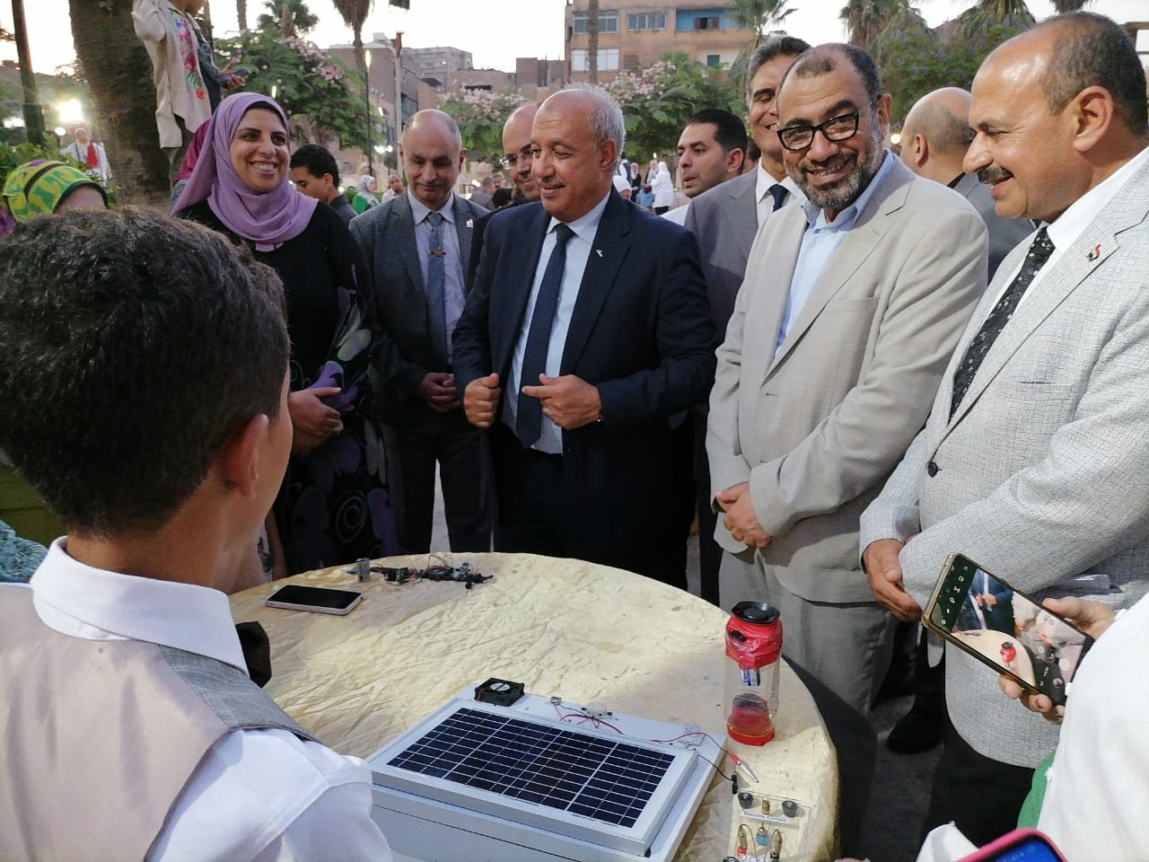 الأمين العام للمجلس الأعلى للثقافة يكرم المخترعين الصغار